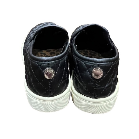 Steve Madden Black Slip-On Sneakers Size 1 Big Girl - Picture 8 of 9